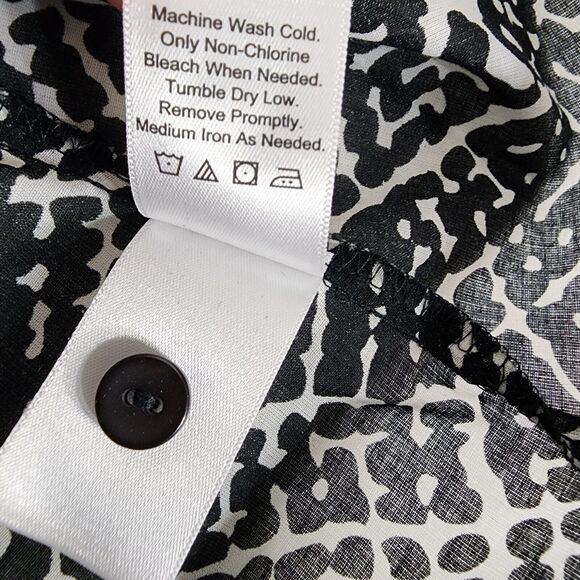 Coldwater Creek Top Womens Petites Small PS Lightweight No Iron Button Printed - Picture 10 of 10